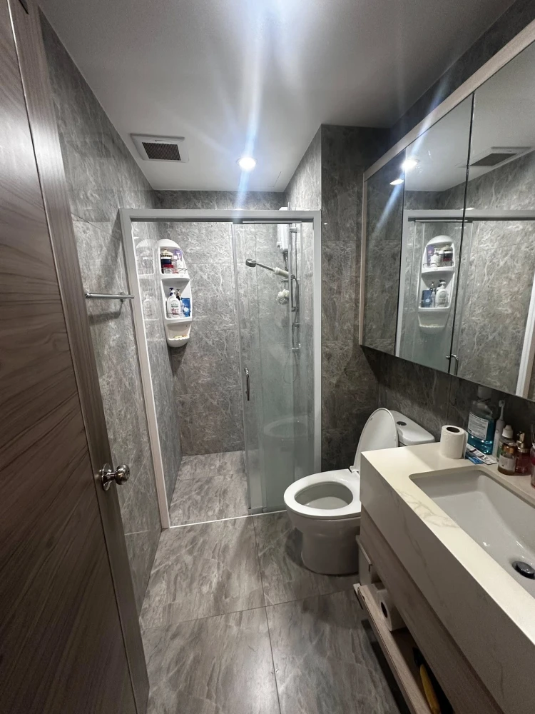 For rent: Artisan Ratchada, 1 bedroom, 1 bathroom, spacious living area, fully furnished. Book now!