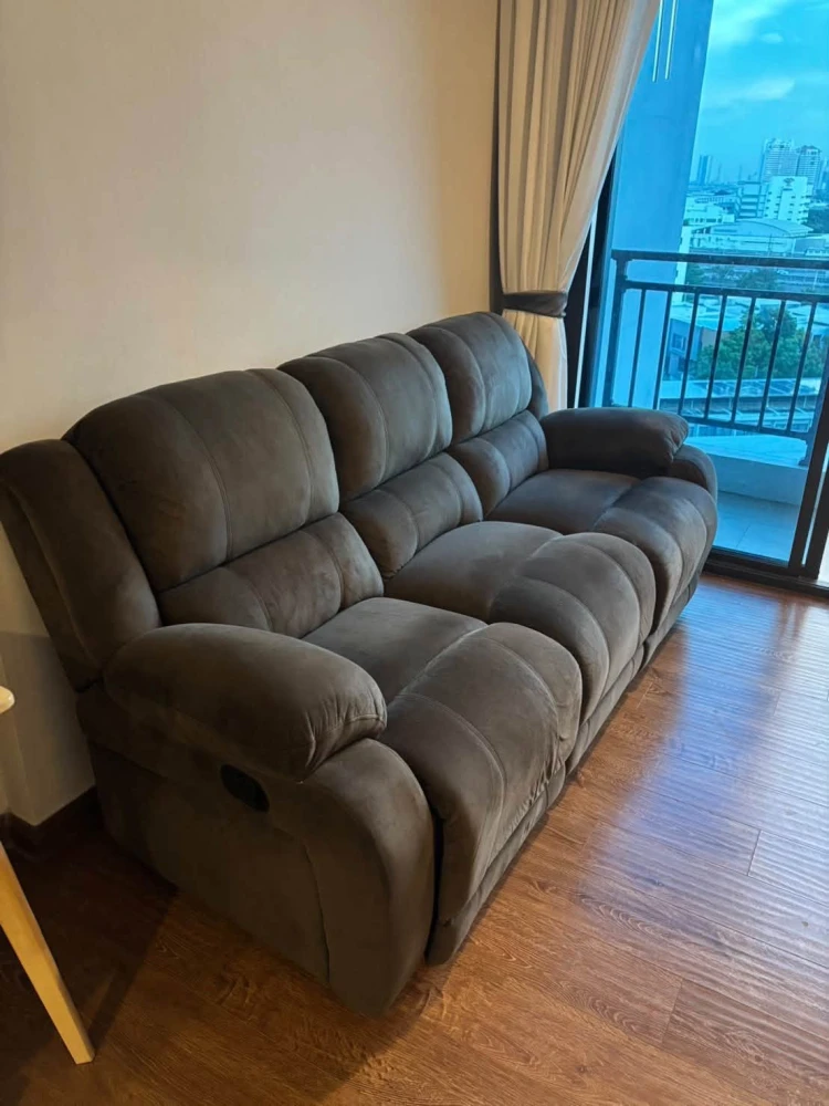For rent: Artisan Ratchada, 1 bedroom, 1 bathroom. Comes with complete amenities and facilities. Don't miss out!