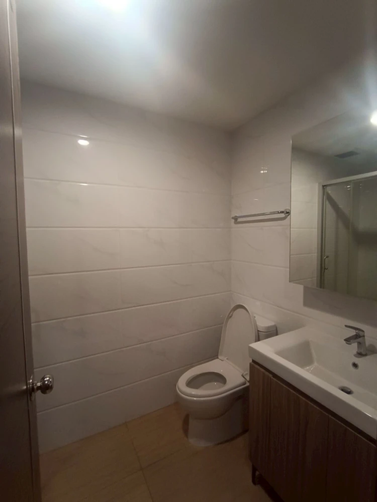 For rent: Artisan Ratchada, 22nd floor, fully furnished. Book now!