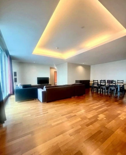 For rent: Ascott Sathorn Bangkok, 3 bedrooms, fully furnished, ready to move in. Book now!