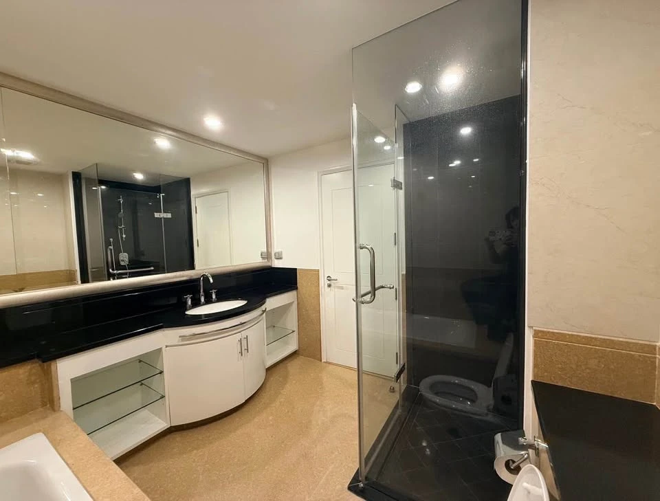 For rent: Ascott Sathorn condo, 2 bedrooms, 2 bathrooms, fully furnished, high floor, beautiful city view. Don't miss out!