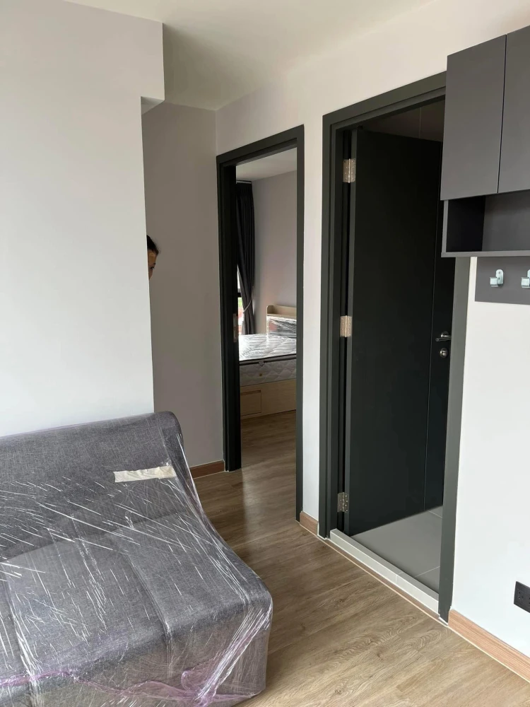 For rent: Asher Koop Ratchada, a nice room, complete with furniture and electrical appliances, reasonable price, hurry and reserve.