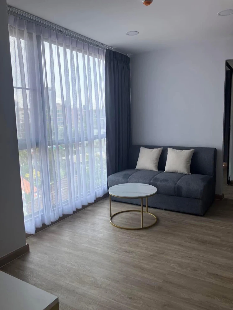 For rent: Asher Koop Ratchada, a nice room, complete with furniture and electrical appliances, reasonable price, hurry and reserve.