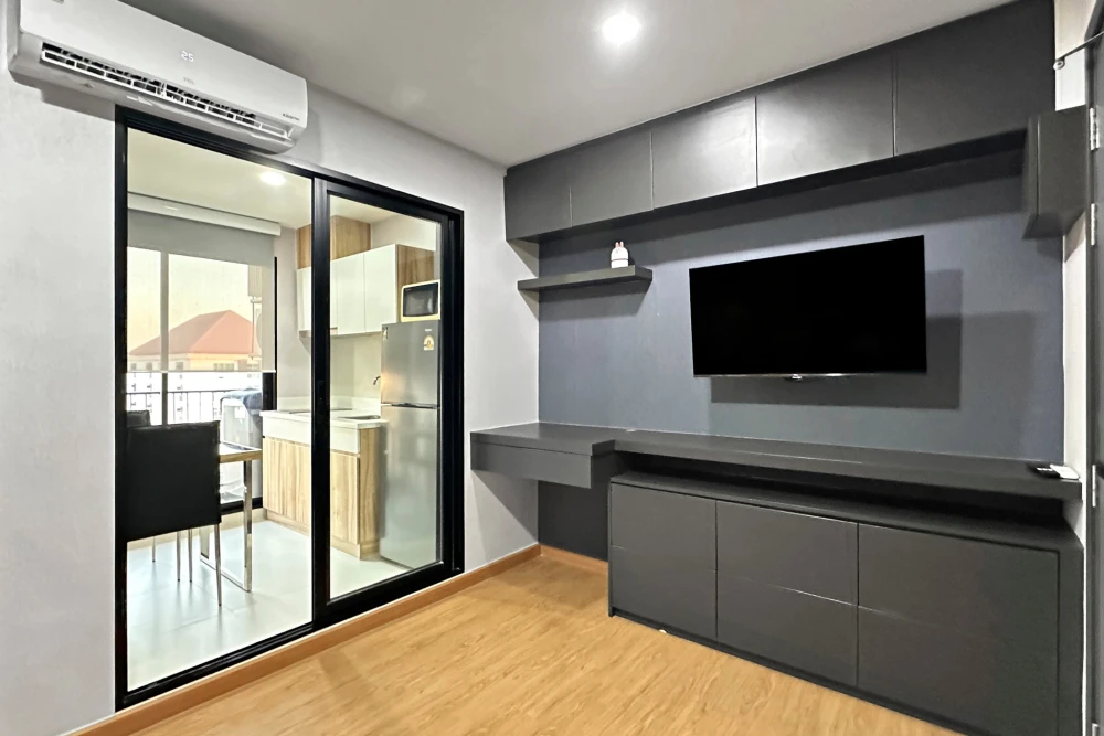For rent ASHER Ratchada-Huai Khwang, 1 bedroom, 1 bathroom, good location, easy to travel, complete facilities, reserve now.
