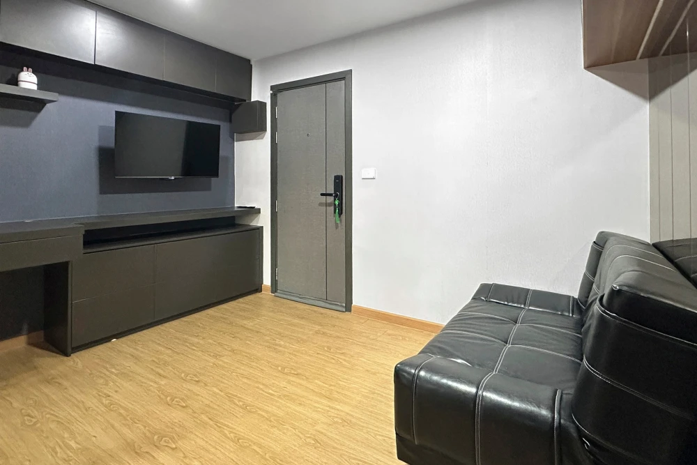 For rent ASHER Ratchada-Huai Khwang, 1 bedroom, 1 bathroom, good location, easy to travel, complete facilities, reserve now.