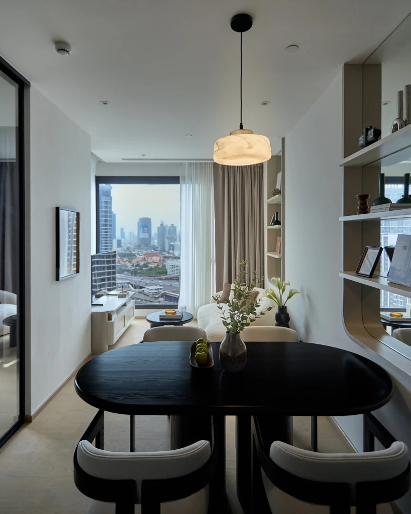 For rent: Ashton Asoke Rama 9, ready to move in, luxuriously decorated, complete with furniture and appliances. Hurry before you miss out++