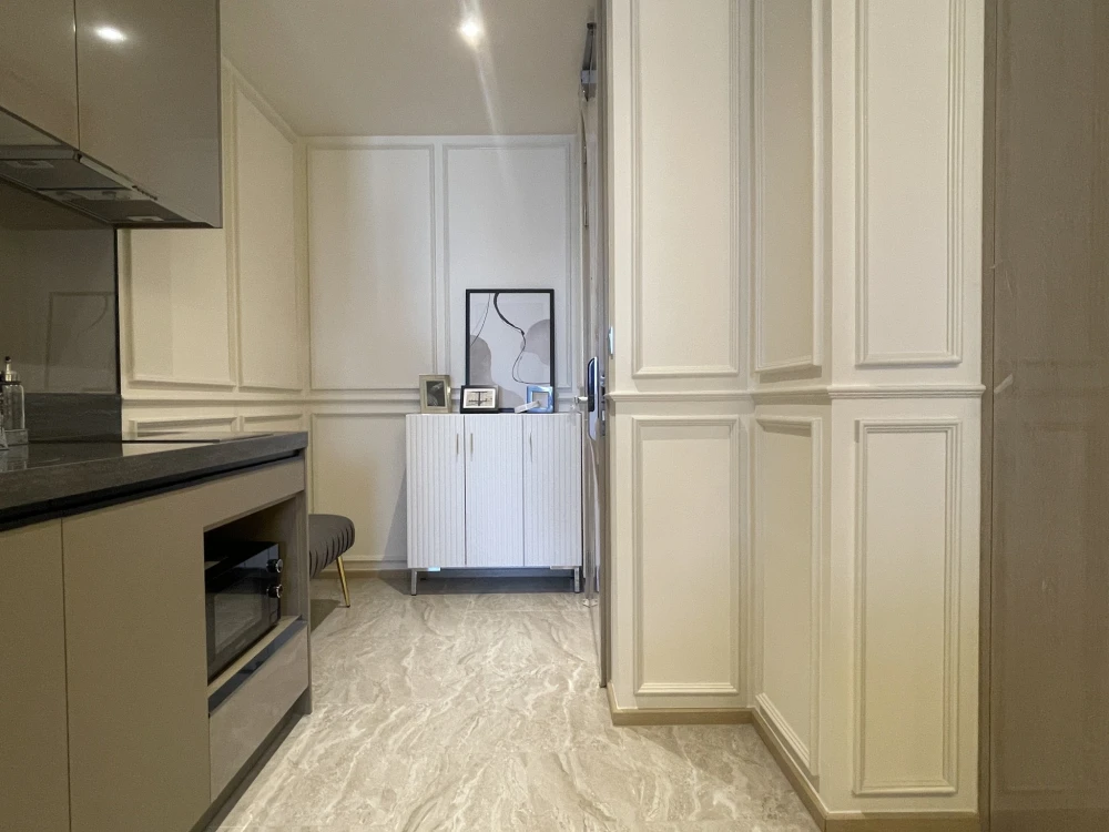 For rent: Ashton Asoke Rama 9, beautifully decorated room, well-built-in, complete in one place, just drag your bags and move in.