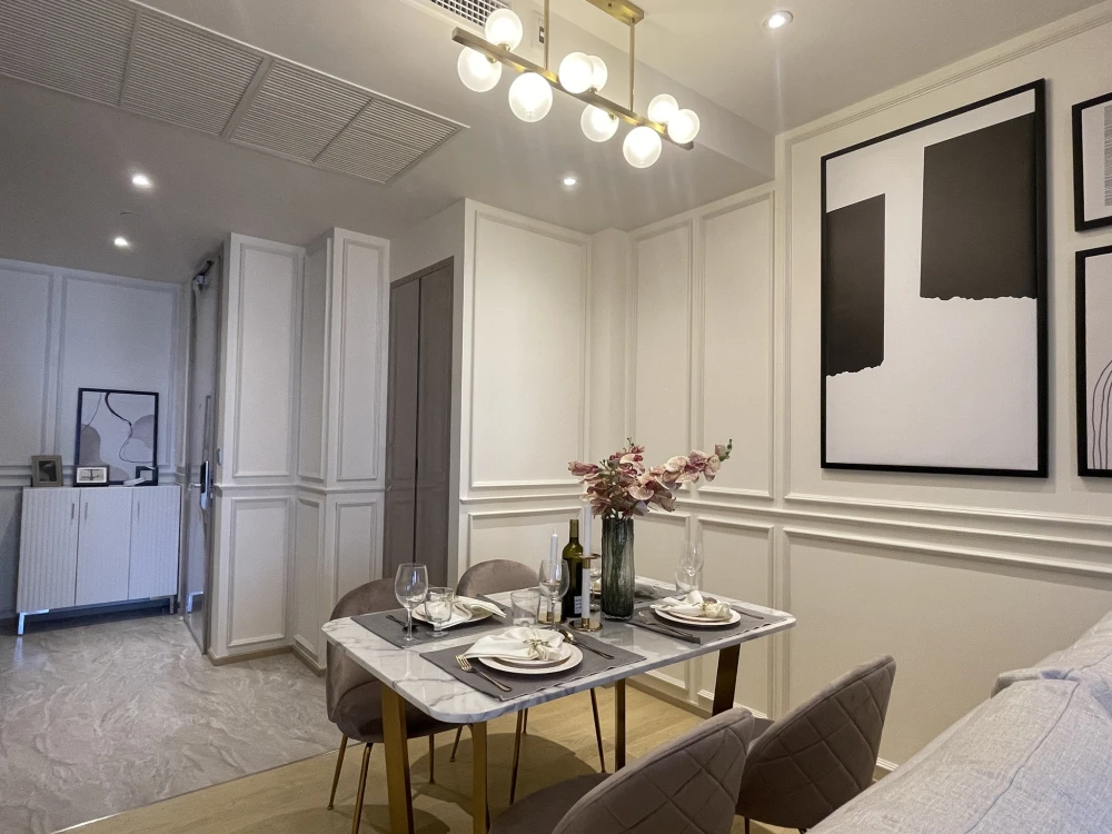 For rent: Ashton Asoke Rama 9, beautifully decorated room, well-built-in, complete in one place, just drag your bags and move in.