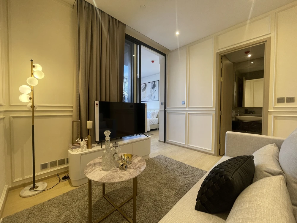 For rent: Ashton Asoke Rama 9, beautifully decorated room, well-built-in, complete in one place, just drag your bags and move in.