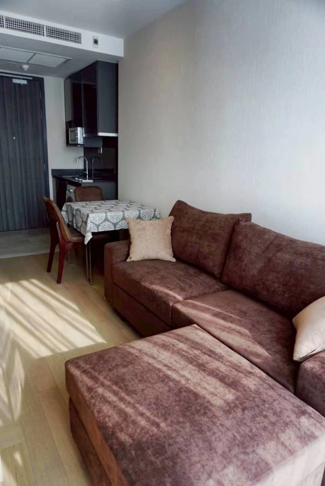 Ashton Asoke for rent, 18th floor, fully furnished, nice to live in, reserve now, don't miss out.