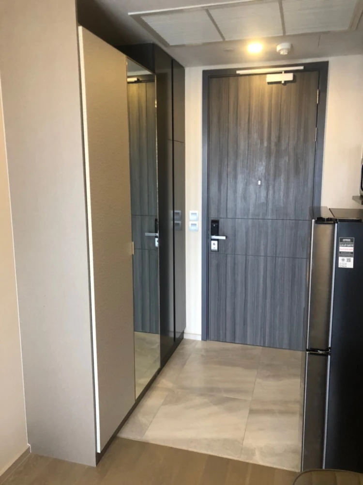 For rent: Ashton Asoke, 26th floor, East-facing, garden view, fully furnished. Book now!