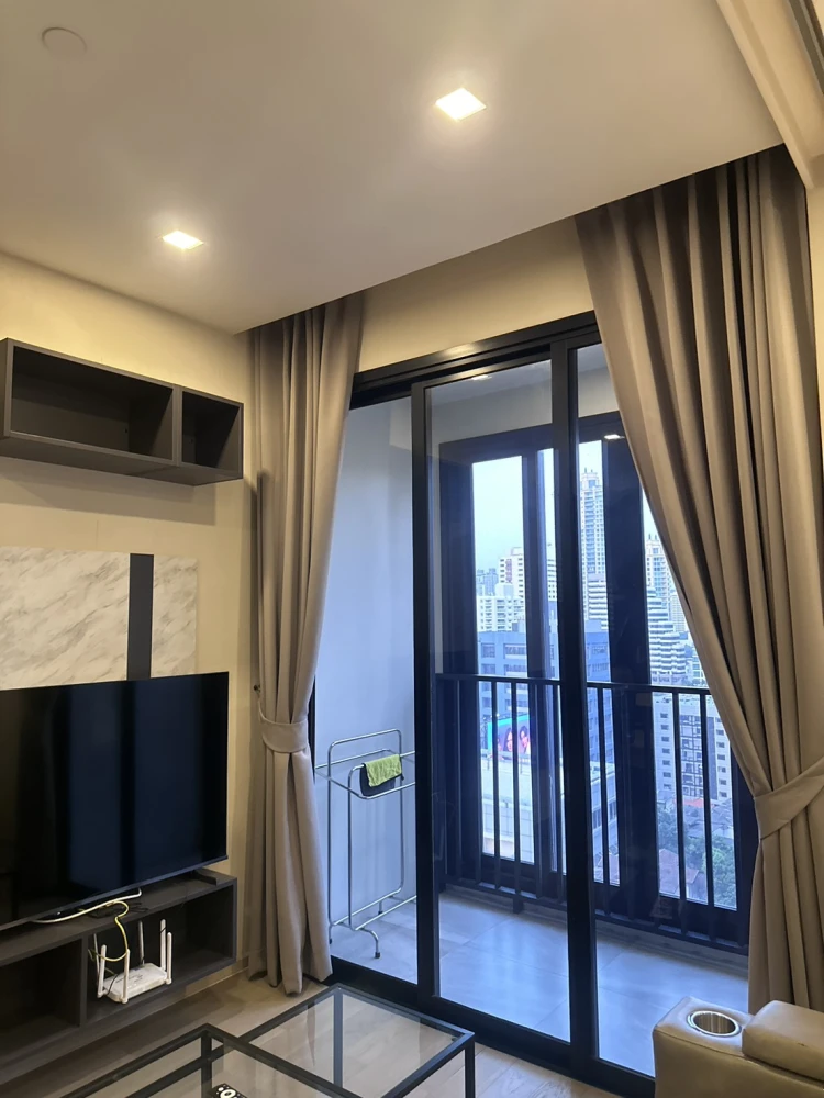 For rent: Ashton Asoke, ready to move in, fully furnished, you'll regret it if you don't book.