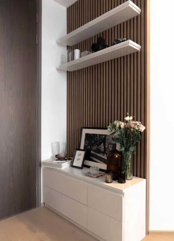 For rent: Ashton Chula-Silom, studio room, 43rd floor, very beautiful view, cool breeze, nothing blocking, come and reserve now.