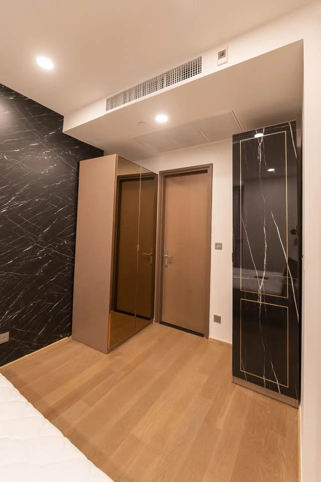 For rent: Ashton Chula-Silom, ready to move in, 1 bedroom, high floor, Chao Phraya River view, brand new furniture, ready to move in, book now before