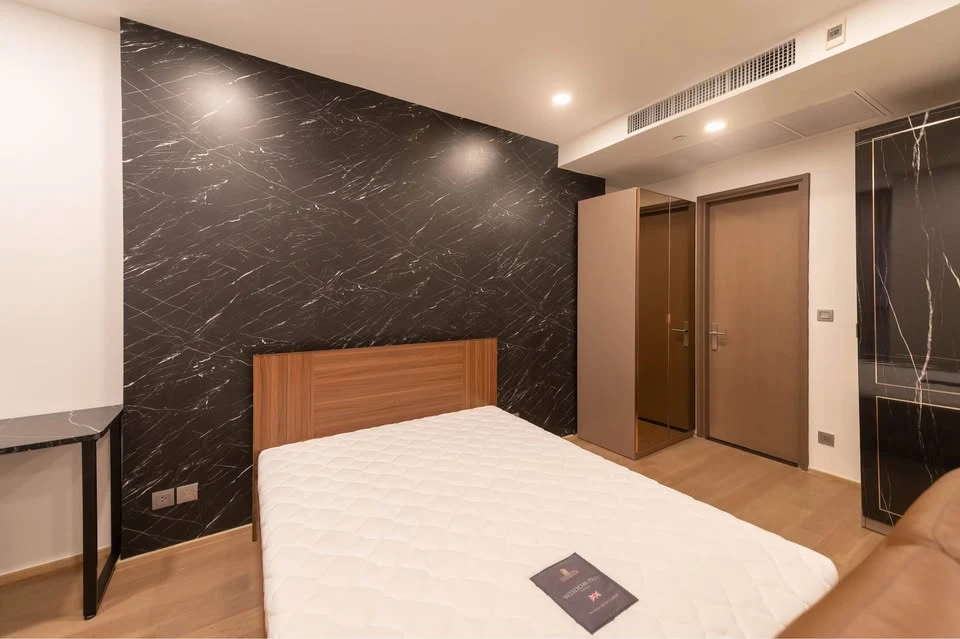 For rent: Ashton Chula-Silom, ready to move in, 1 bedroom, high floor, Chao Phraya River view, brand new furniture, ready to move in, book now before