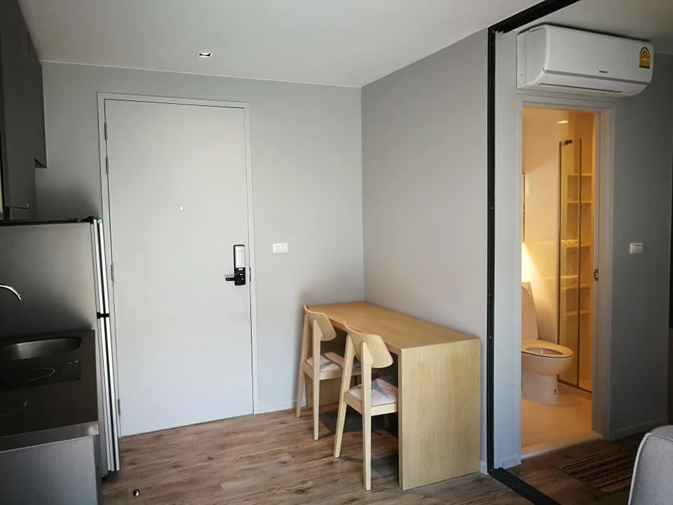 For rent: Aspen Condo Lasalle. Nice room, fully furnished, great price – a rare find! Book now!