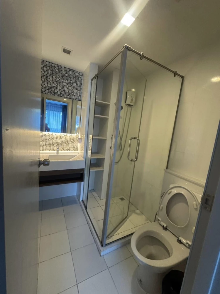 For rent: Aspen Condo Lasan, fully furnished, complete with electrical appliances, balcony view with shady trees, interested in booking now