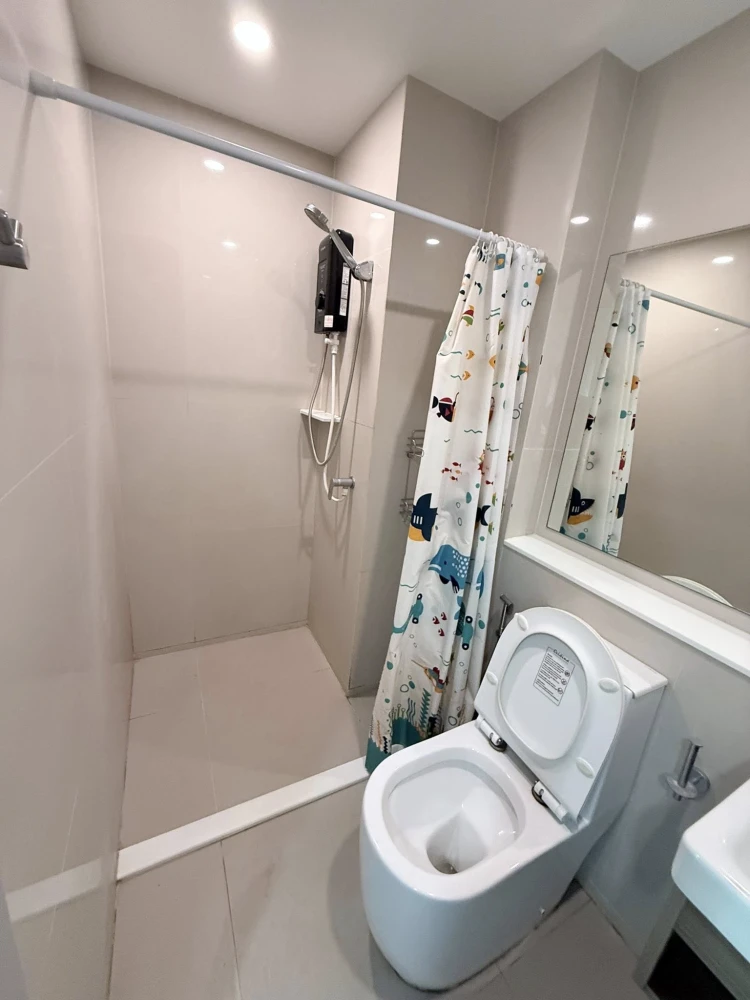 For rent: Aspire Asoke - Ratchada, nice room, 4th floor, fully furnished and equipped. Reserve now!