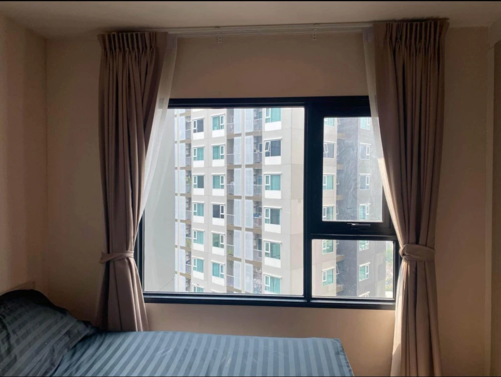 For rent: Aspire Erawan Prime, 1 bedroom, 1 bathroom, fully furnished, ready to move in.