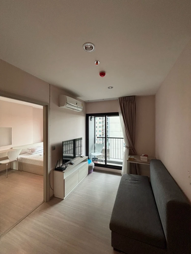 Aspire Erawan Prime condo for rent, fully furnished. Book now! Don't miss out!