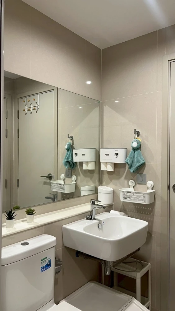 For rent: Aspire Erawan Prime. Spacious and comfortable room with furnished interior. You absolutely shouldn't miss this opportunity!