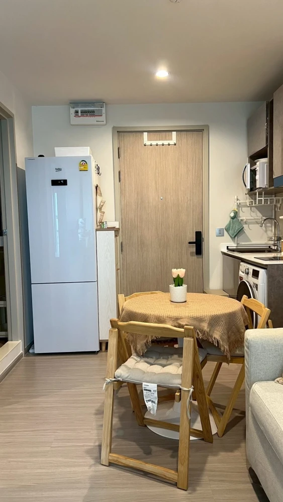 For rent: Aspire Erawan Prime. Spacious and comfortable room with furnished interior. You absolutely shouldn't miss this opportunity!