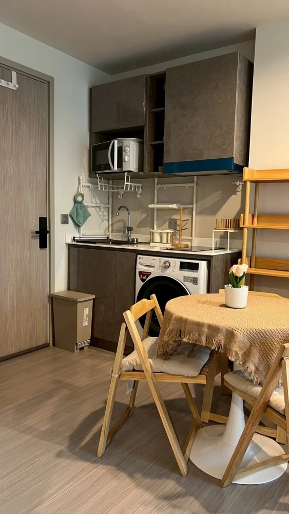 For rent: Aspire Erawan Prime. Spacious and comfortable room with furnished interior. You absolutely shouldn't miss this opportunity!