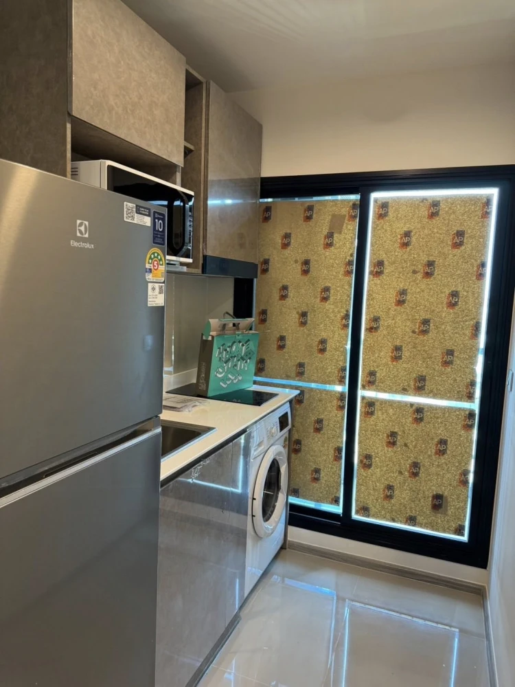 For rent: Aspire Erawan Prime, spacious room, comes with a lot of usable space, come and book now, don't miss it.