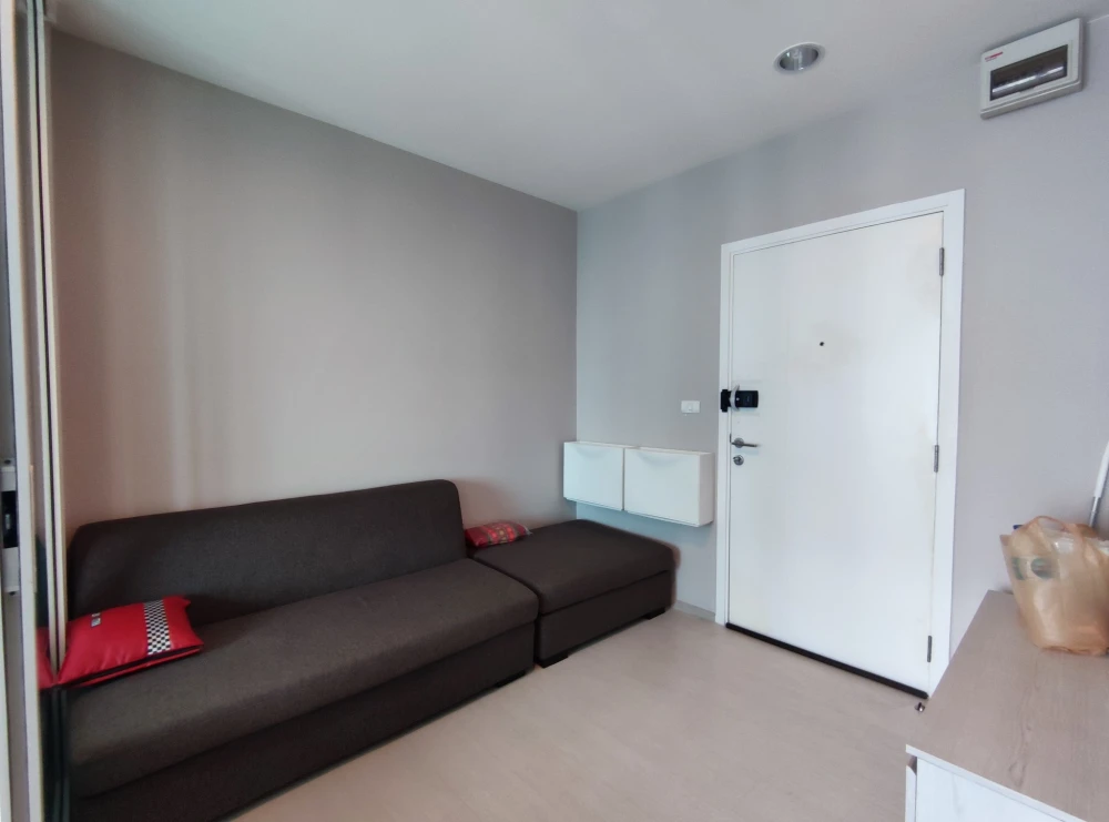 For rent ASPIRE Erawan 29th floor, separate room, fully furnished, book now, hurry!