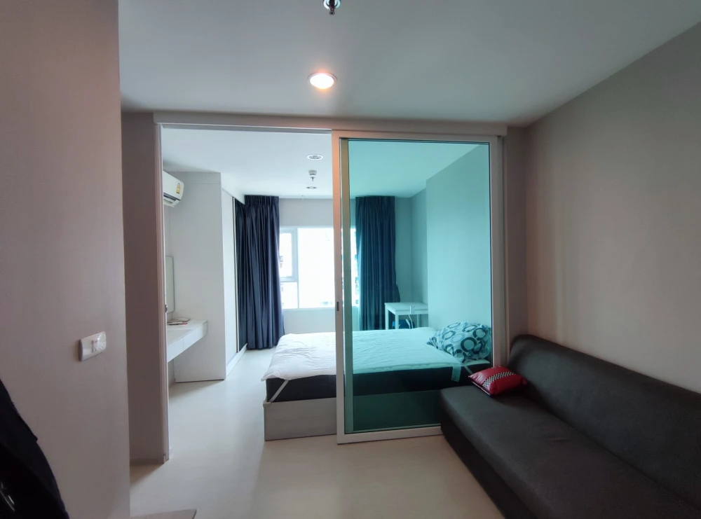 For rent ASPIRE Erawan 29th floor, separate room, fully furnished, book now, hurry!