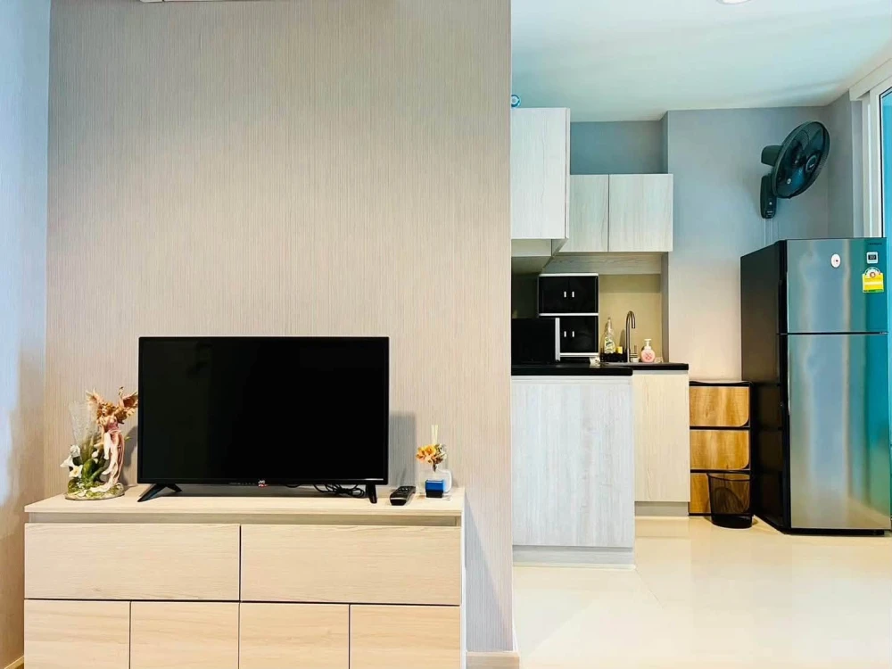 ให้เช่า Aspire Erawan ห้องกว้างขวาง พื้นที่ใช้สอยจุใจ ชั้น 17 ได้วิวสูง สิ่งอำนวยความสะดวกครบ จองเลย