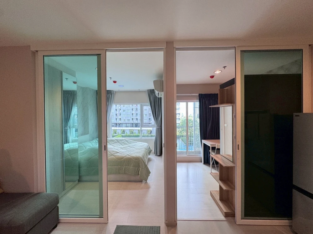 Apartment for rent at ASPIRE Erawan. Partitioned room, very livable, fully furnished. Book now!