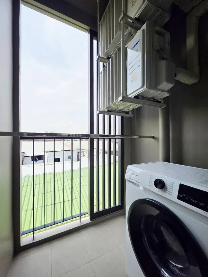 For rent: Aspire Itsaraphap Station. Nice room, fully furnished + appliances included. Just bring your suitcase and move in!