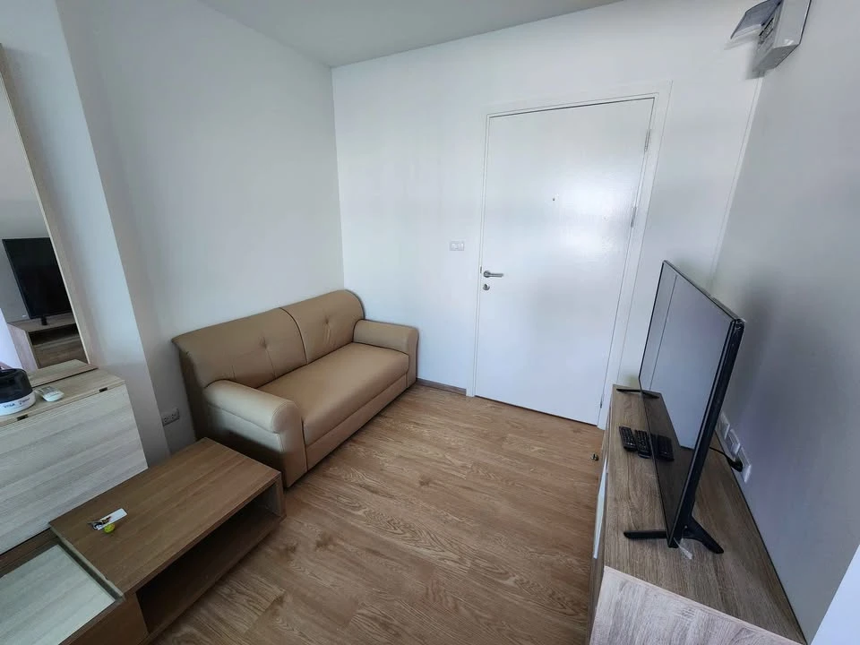Aspire Ladprao 113 for rent, nice room, 6th floor, fully furnished, comes with washing machine at a great price. Reserve now!