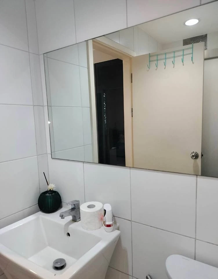 For rent: Aspire Ngamwongwan, 1 bedroom, 1 bathroom. Fully furnished, ready to move in.
