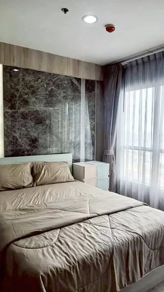 For rent: Aspire Ngamwongwan, 1 bedroom, 1 bathroom. Fully furnished with high-quality built-in marble wall units. Book now! images