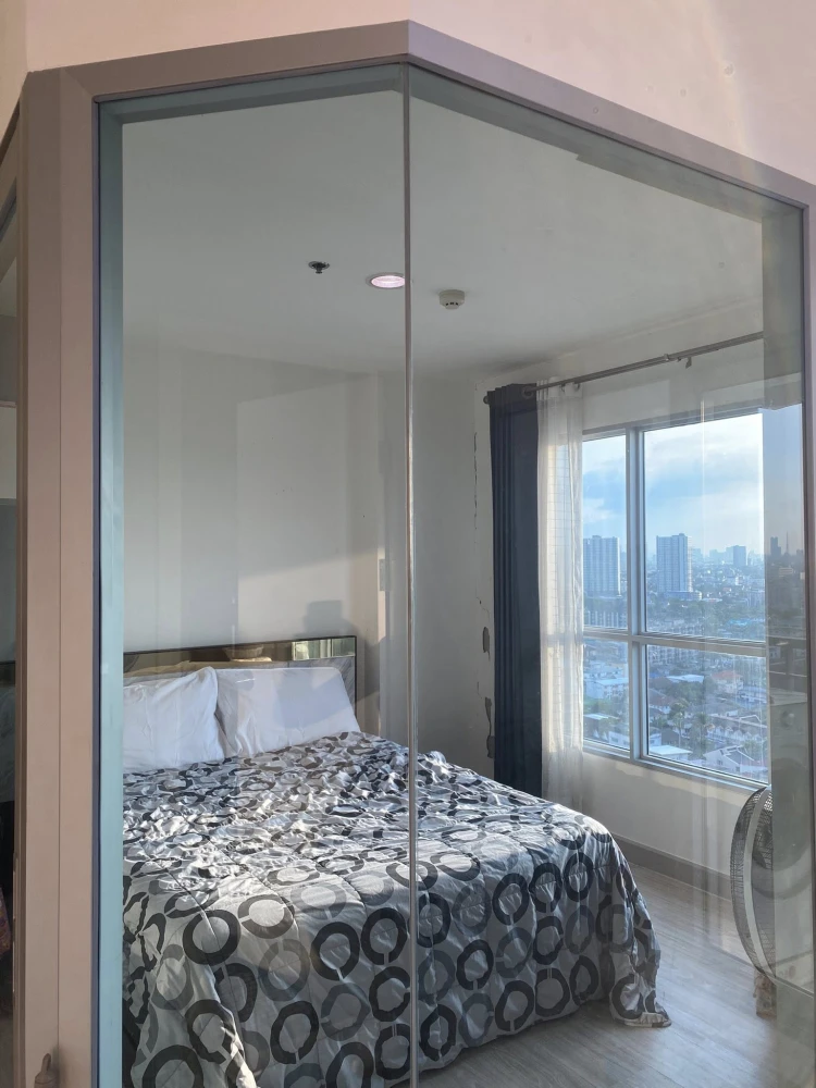 For rent: Aspire Ngamwongwan, 23rd floor, partitioned room, fully furnished. Interested? Reserve now! Hurry!
