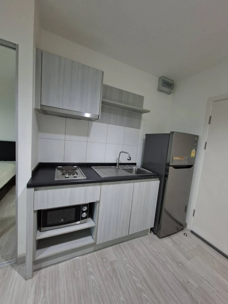 For rent: Aspire Ngamwongwan, 27th floor, fully furnished, very livable. Book now!