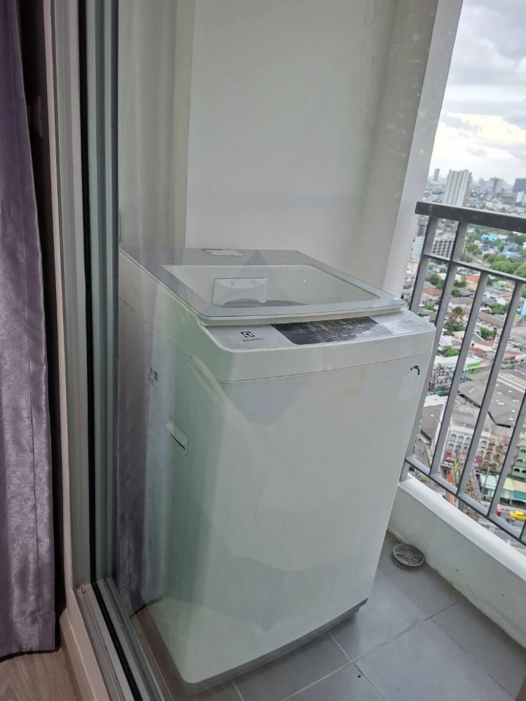 For rent: Aspire Ngamwongwan, 27th floor, fully furnished, very livable. Book now!