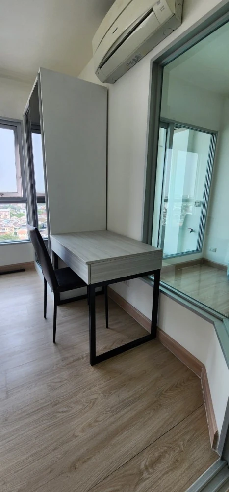 For rent Aspire Ngamwongwan, corner room, privacy, good location, comes with complete facilities, book now