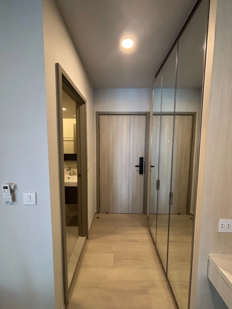 For rent: Aspire Onnut Station apartment. Spacious and comfortable, fully furnished. Book now, don't miss out!!!
