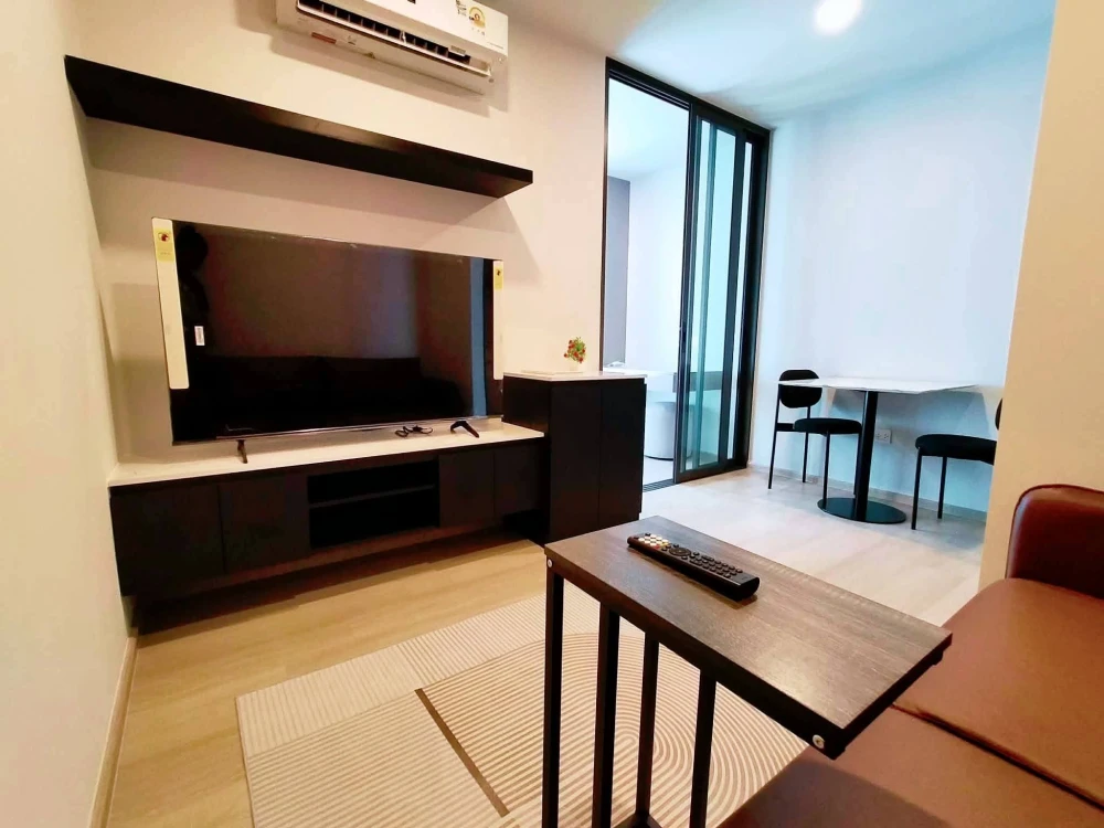 For rent: Aspire Onnut Station, 21st floor (very high!), fully furnished. Don't miss out!