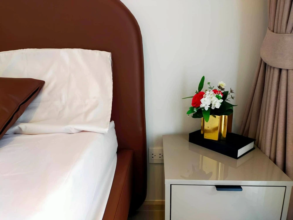 For rent: Aspire Onnut Station, 21st floor (very high!), fully furnished. Don't miss out!