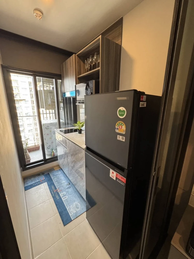 For rent: Aspire Onnut Station, 27th floor (very high floor). Fully furnished and equipped with all appliances. Ready to move in.