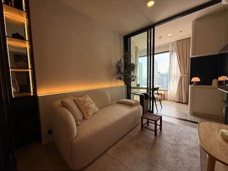 For rent: Aspire Onnut Station, 1 Bedroom Plus unit with city and partial river views. Fully furnished and ready to move in.