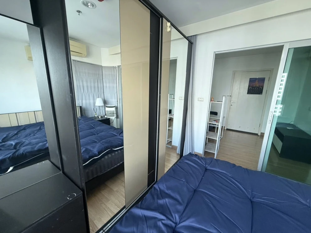 For rent: Aspire Rama 4, 25th floor, very high, amazing city view, fully furnished, convenient transportation, easy to find food, reserve now.