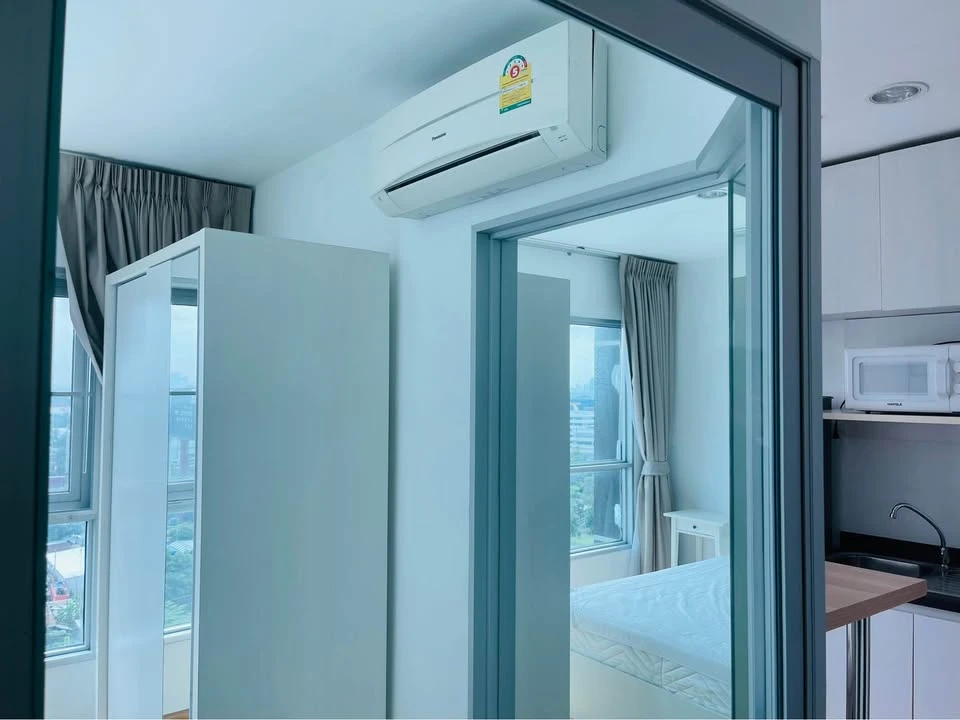 For rent: Aspire Rama 4, nice room, 15th floor, beautiful view of the river, good breeze, quiet, come and reserve now, don't hesitate.