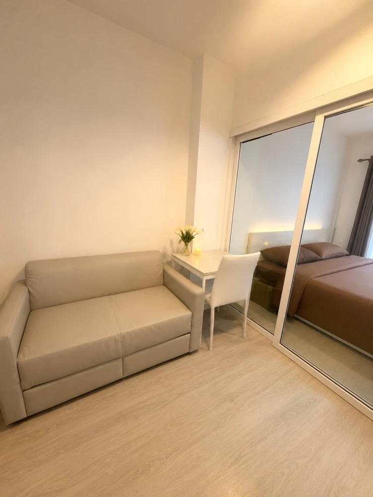 For rent: Aspire Ratchada-Wongsawang, 1 bedroom, 1 bathroom, fully furnished. Just bring your suitcase and move in!