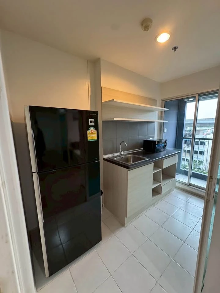 For rent: Aspire Ratchada-Wongsawang. A nice room at an affordable price. Just bring your belongings and move in!