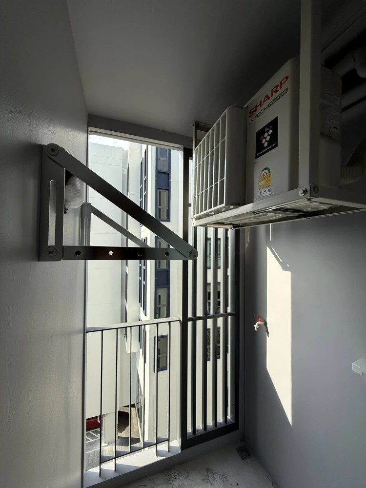 Aspire Ratchayothin Studio room for rent, fully furnished and equipped with appliances. Reserve now!